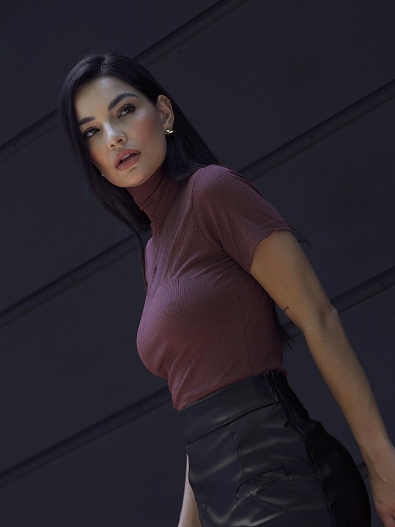 Blusa Manga Curta Canelada Gola alta Cacharrel