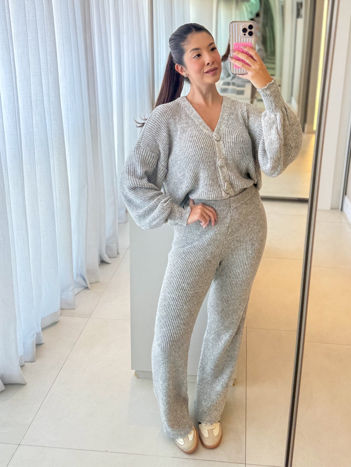 Conjunto Madalena em Tricot – Cardigan com Botões Forrados
