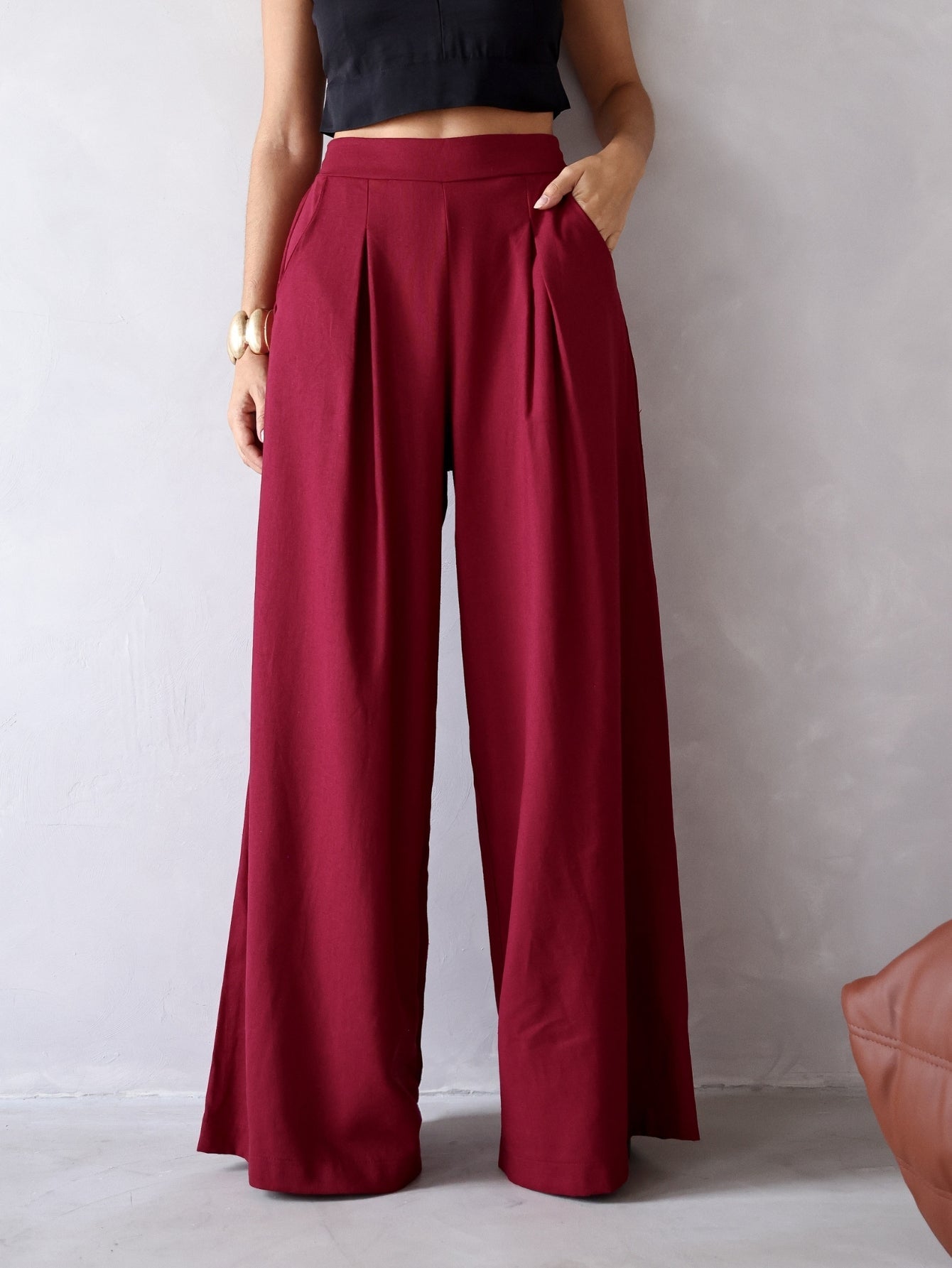 Calça Pantalona de Linho Cintura Alta com Elástico e Bolso Lateral Carmela