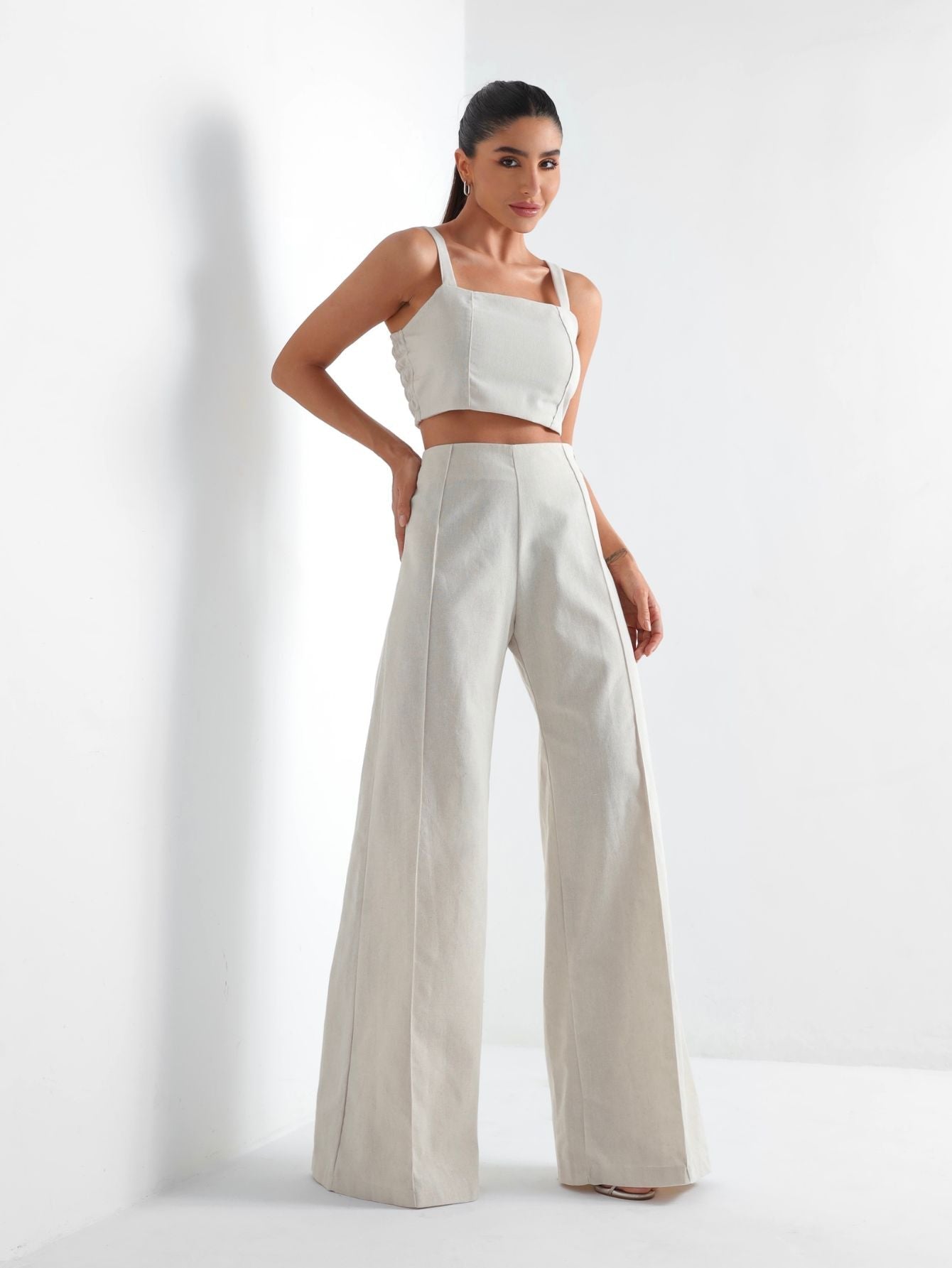 Conjunto de Linho Calça Pantalona Wide Leg e Cropped Alças Finas Lucy