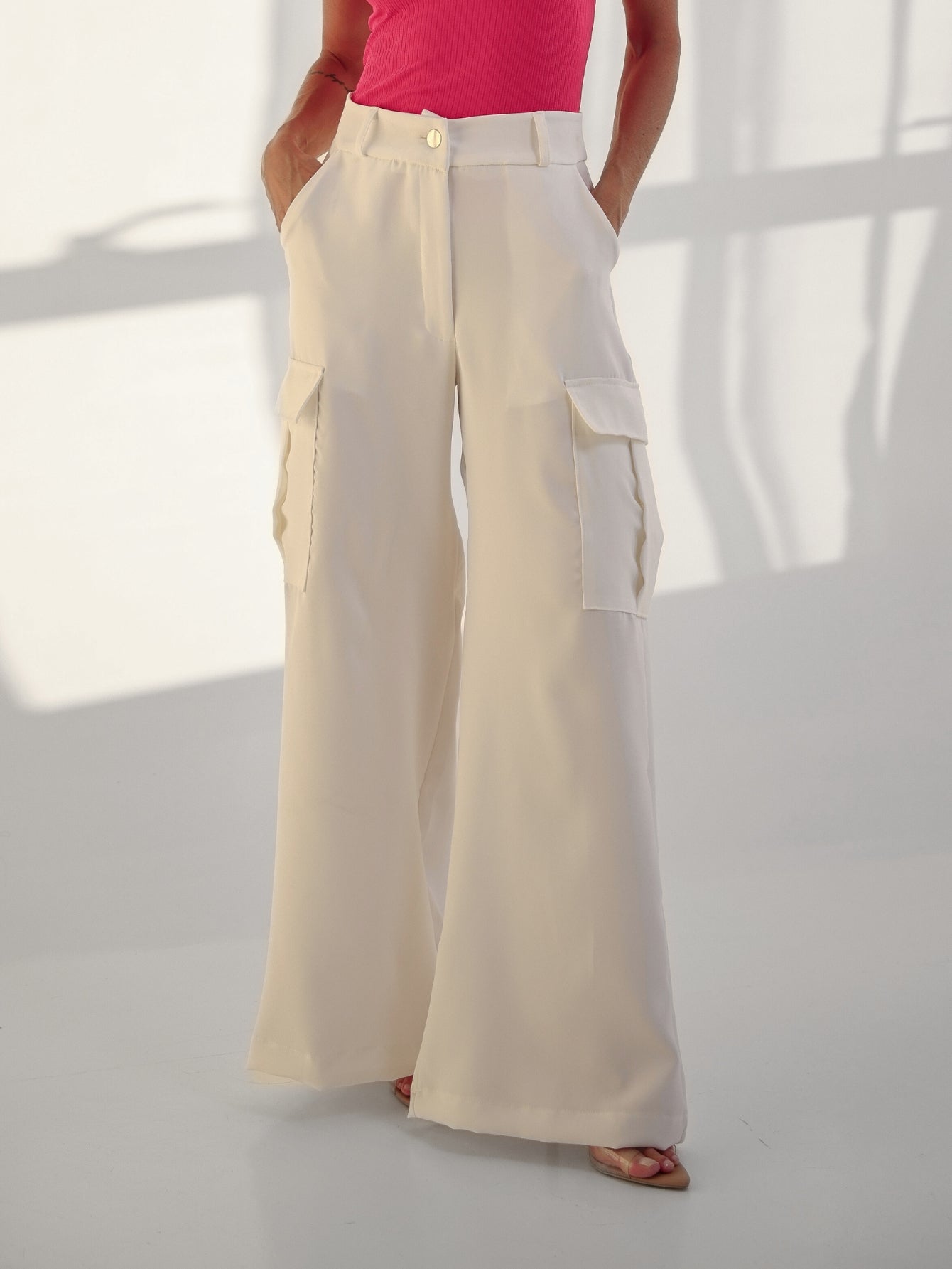 Calça Cargo Pantalona Alfaiataria  Raquel