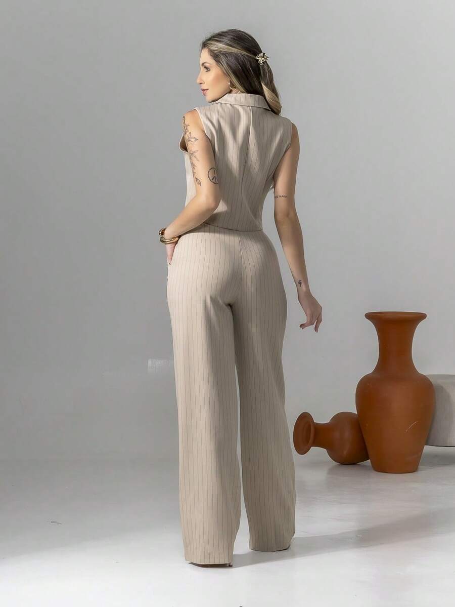 conjunto de colete e calça pantalona de alfaiataria listrada C3095