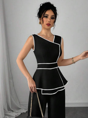 Modelyn Macacão Feminino com Recorte Contrastante e Barra Assimétrica sem Manga