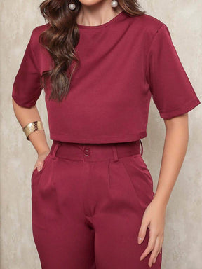 Conjunto Feminino de Alfaitaria