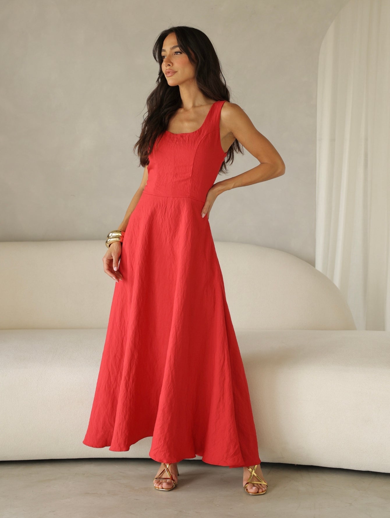 Vestido Longo Alfaiataria Decote Quadrado e Bolsos Yanca