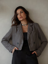 Blazer Listrado Alfaiataria Duplo com Botões Brooklyn