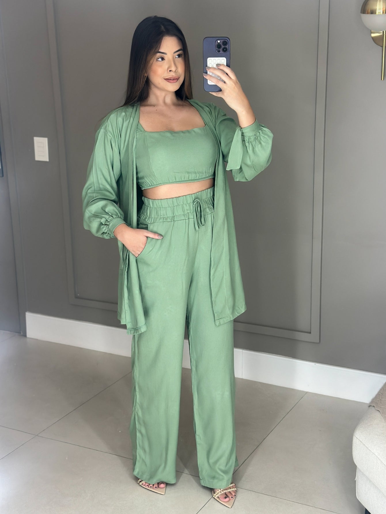 Conjunto Feminino Luna 3 Peças em Twill – Kimono, Calça Pantalona e Top