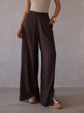 Calça Alfaiataria Reta com Fenda Lateral – Natalie