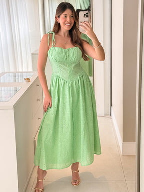 Vestido Midi Laise com Bojo e Elastico Grace