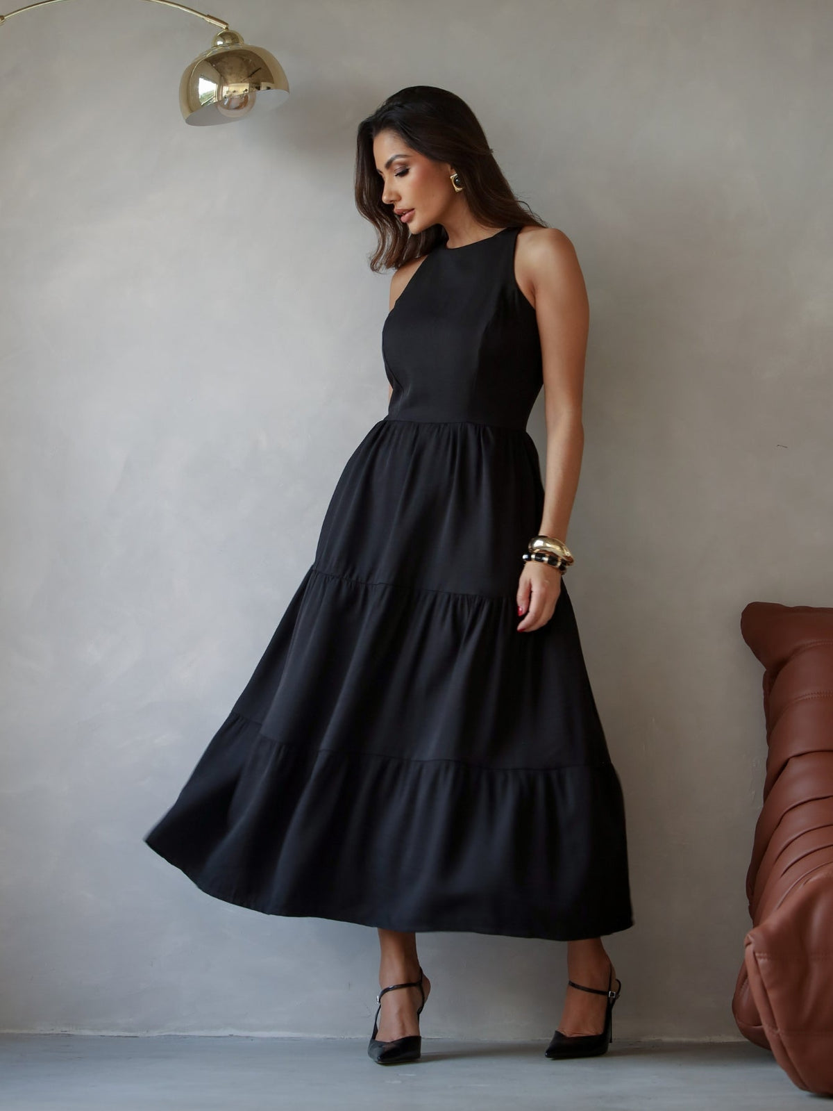 Vestido Longo Alfaiataria Sem Manga Zíper nas Costas Flora
