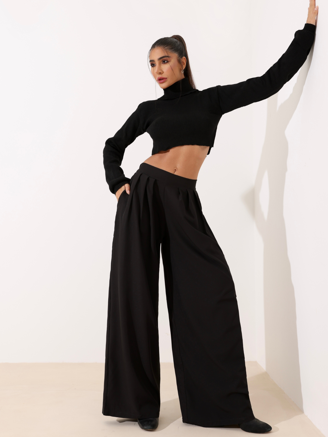 Calça Pantalona Fluida Comfy com Elástico e Bolso Lateral Maite