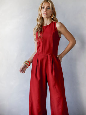 Macacão Feminino Alfaiataria Débora com Bolsos Laterais e Zíper nas Costas