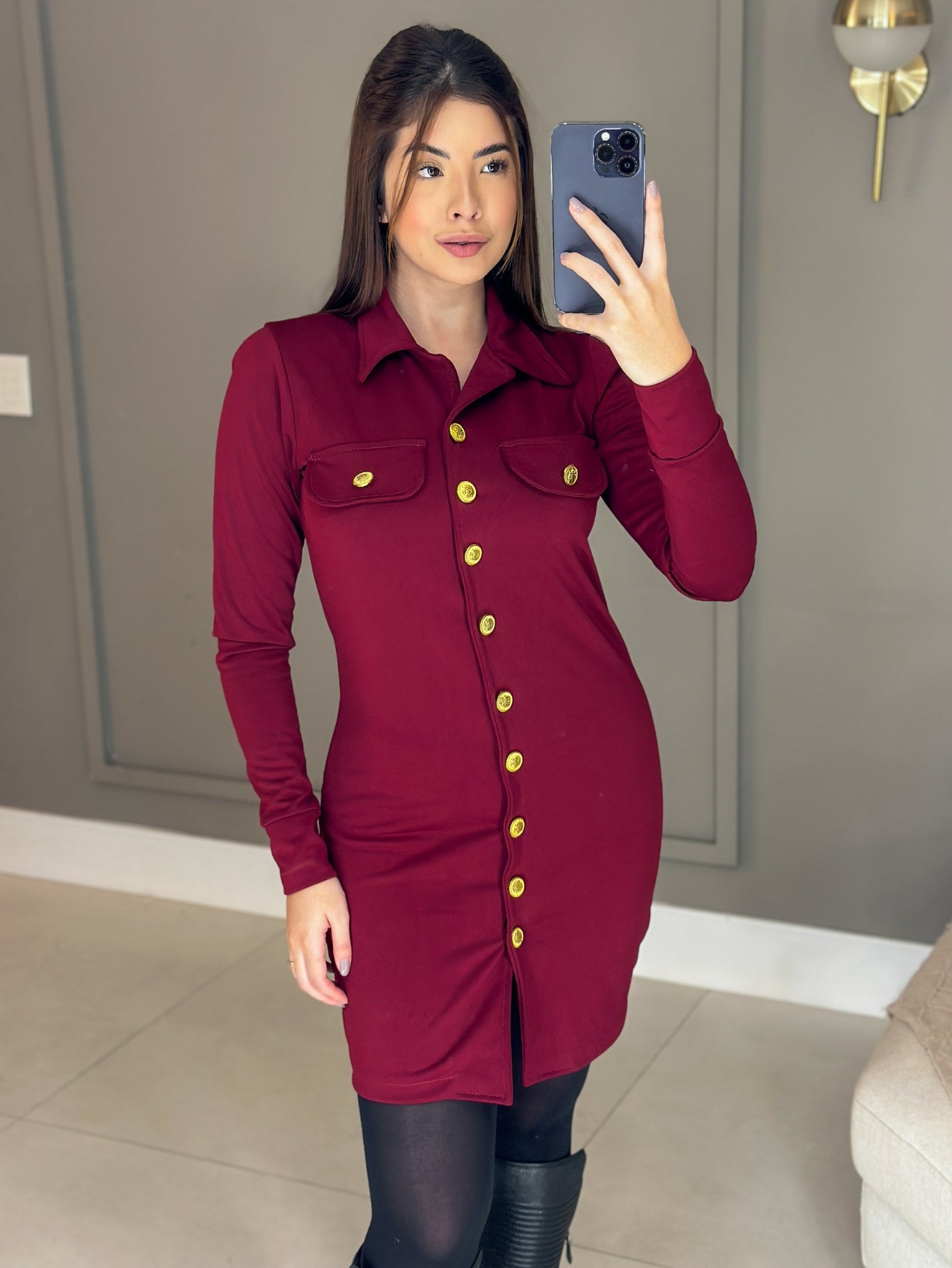 Vestido Curto Botoes dourados estruturado Betina