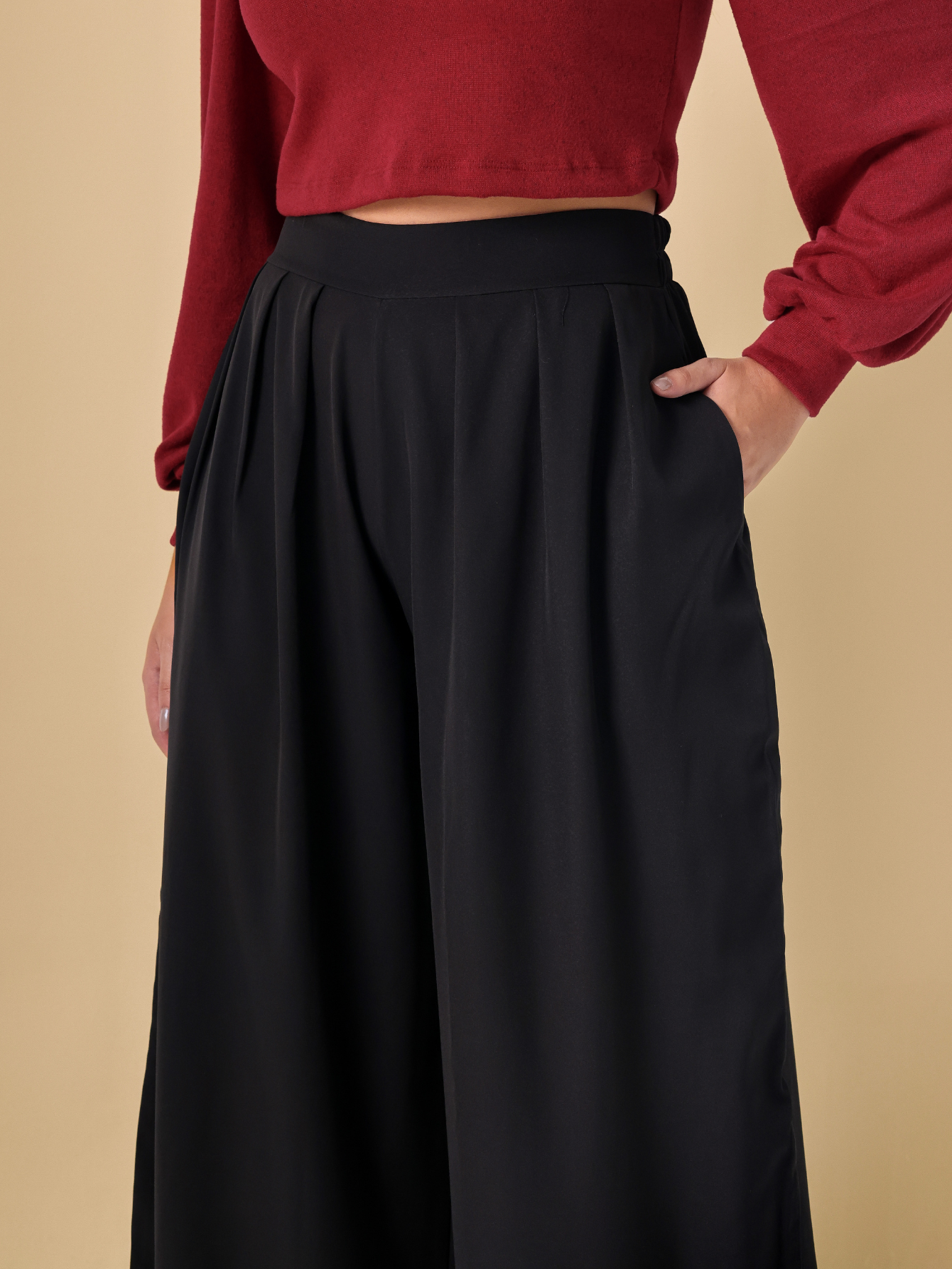 Calça Pantalona Fluida Comfy com Elástico e Bolso Lateral Maite