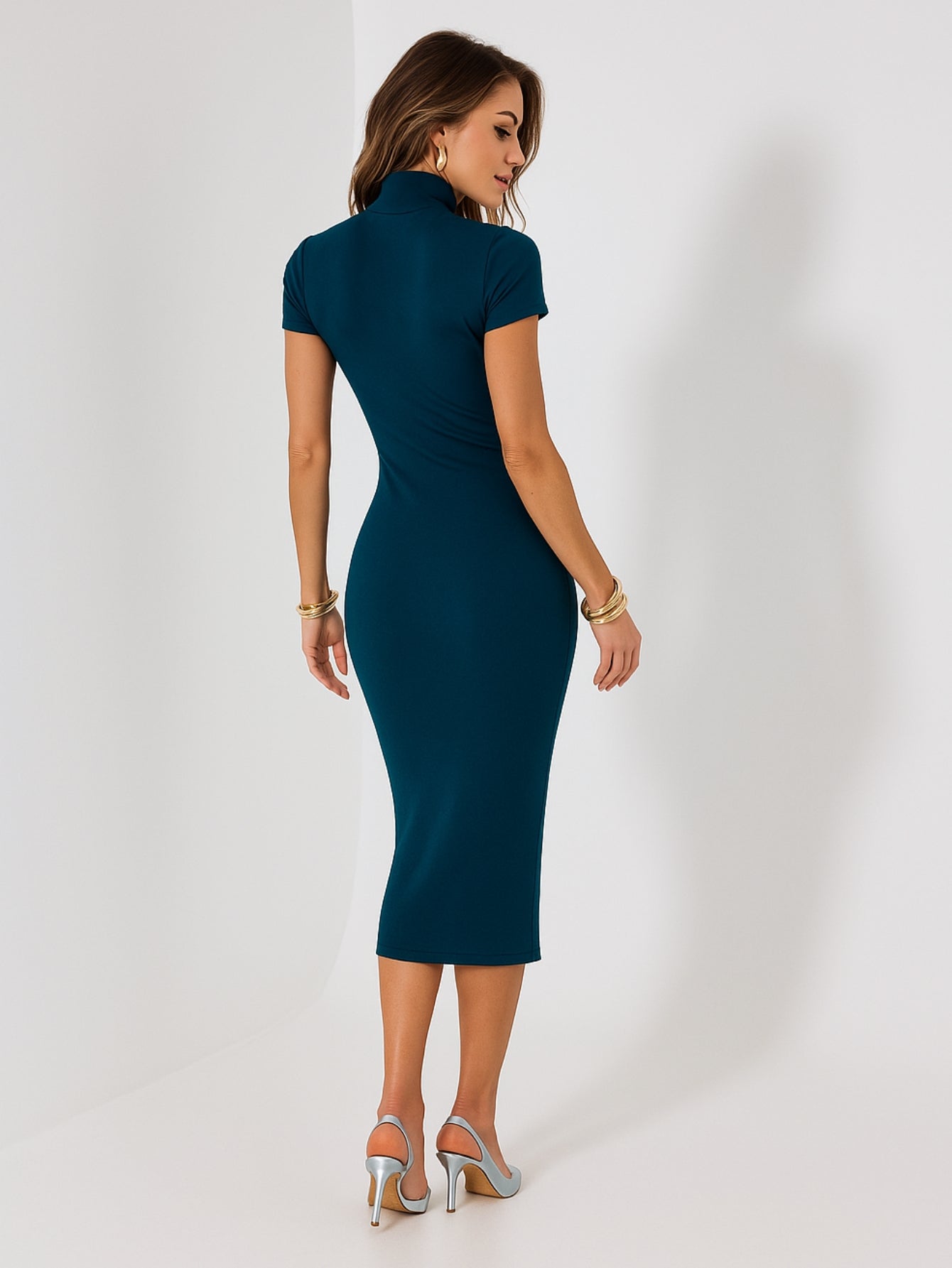 Vestido Midi Gola Alta Canelado com Fenda Lateral Cacharrel Mariah