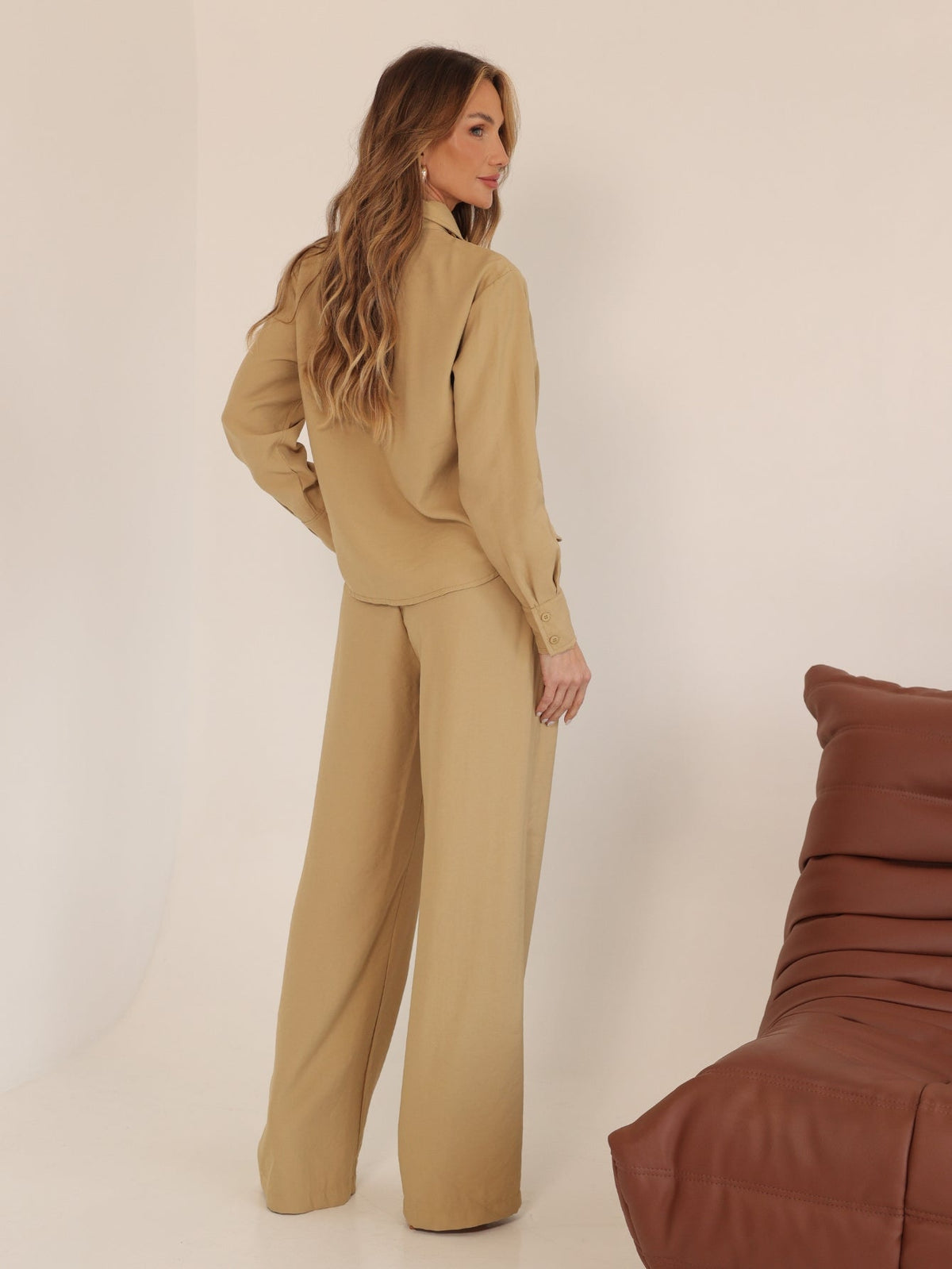 Conjunto Alfaiataria Viscose Dominique Camisa e Calça Reta - Naomi