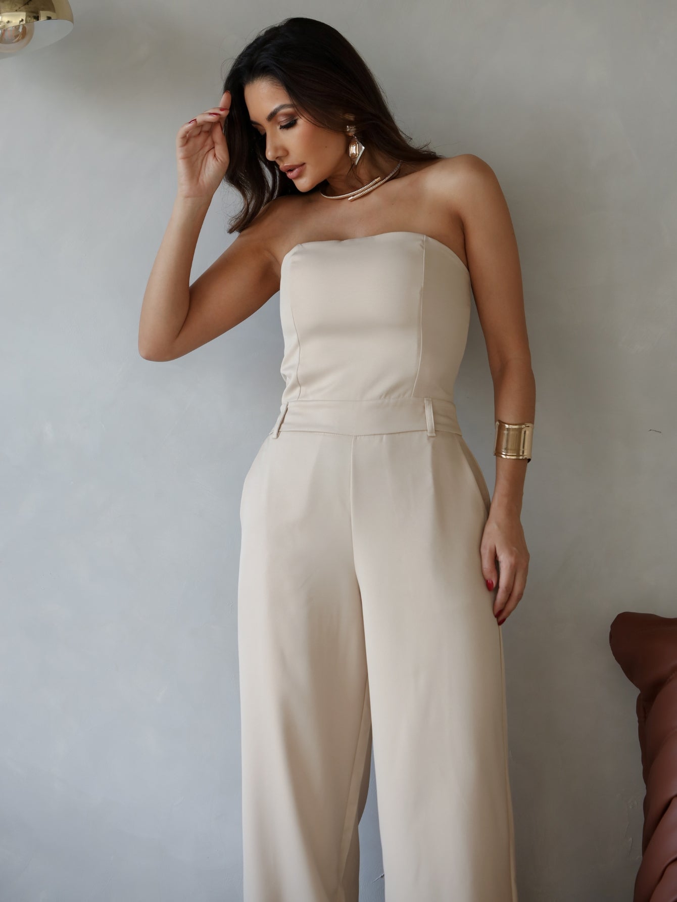 Macacão Alfaiataria tomara que caia calca reta Cecília