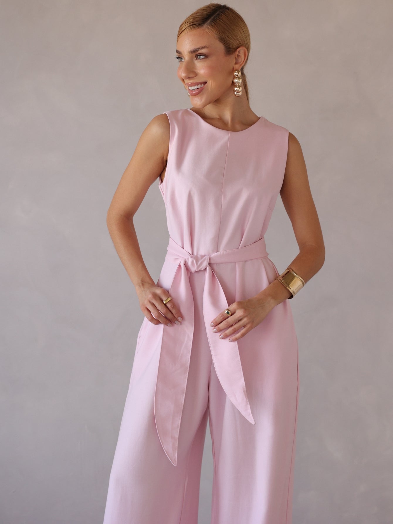 Macacão Pantalona Feminino Alfaiataria com Amarração Sandra