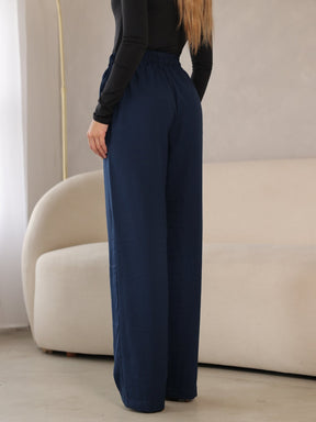 Calça Reta Alfaiataria Dominique com Elástico – Mariana