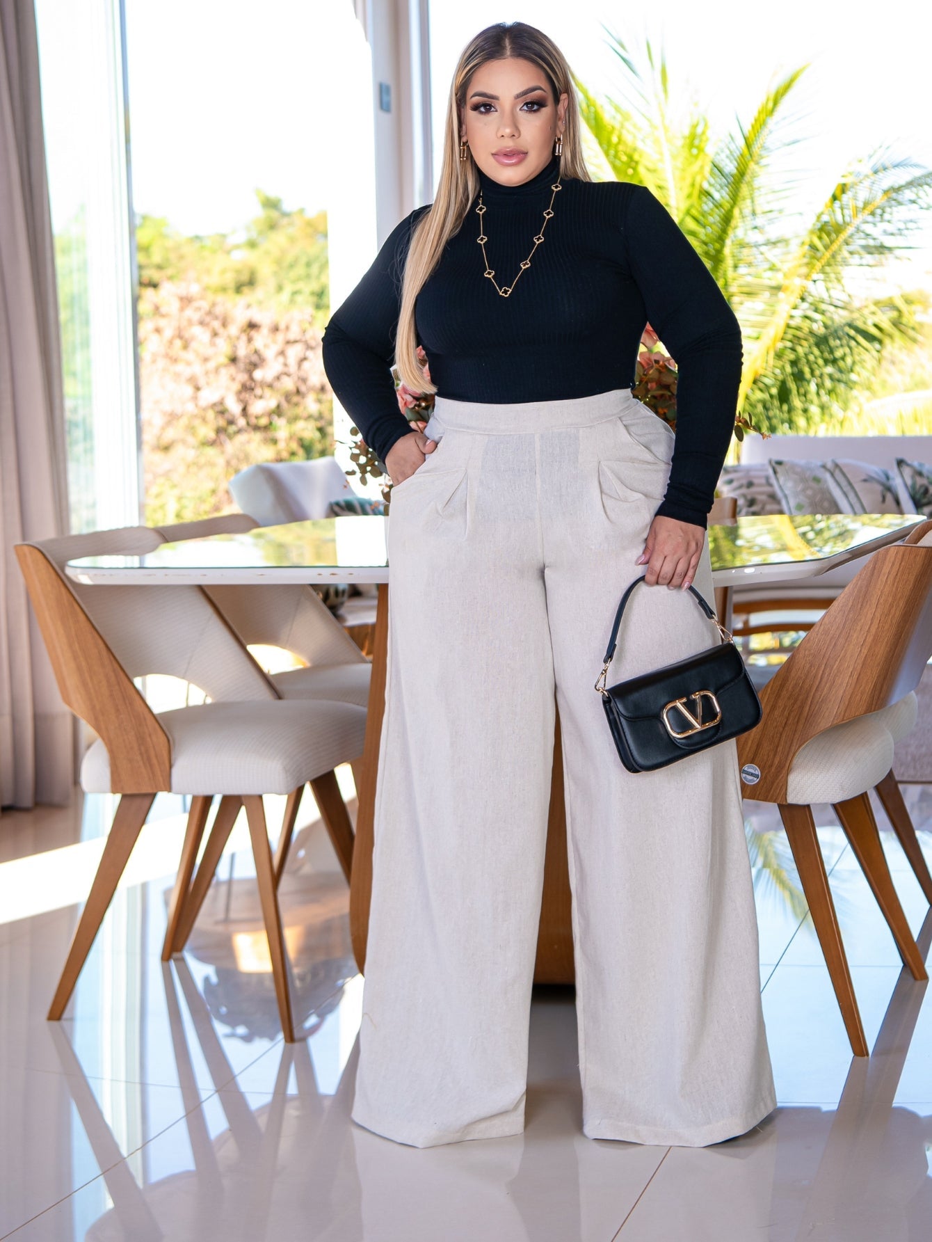 Calça Pantalona de Linho Cintura Alta com Elástico e Bolso Lateral Carmela