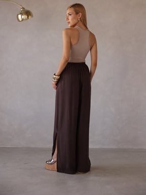 Calça Alfaiataria Reta com Fenda Lateral – Natalie