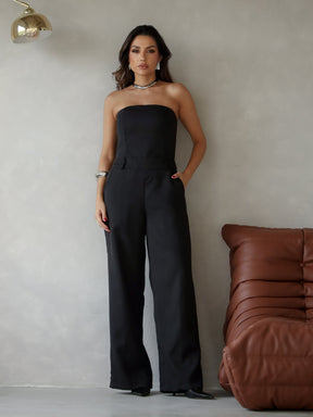 Macacão Alfaiataria tomara que caia calca reta Cecília