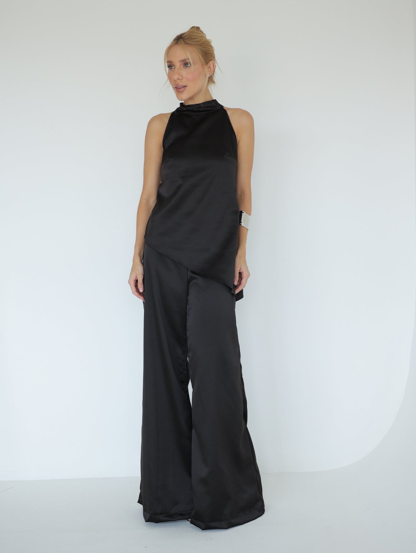 Conjunto Cetim Pantalona e Regata Festa Atena