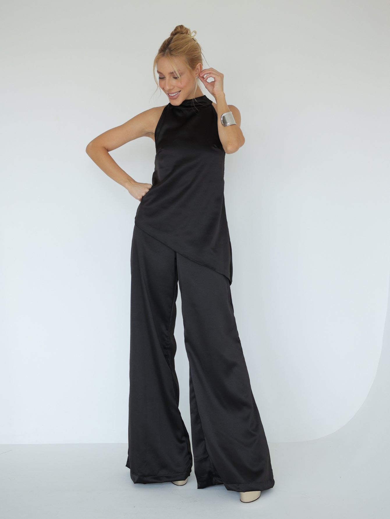 Conjunto Cetim Pantalona e Regata Festa Atena