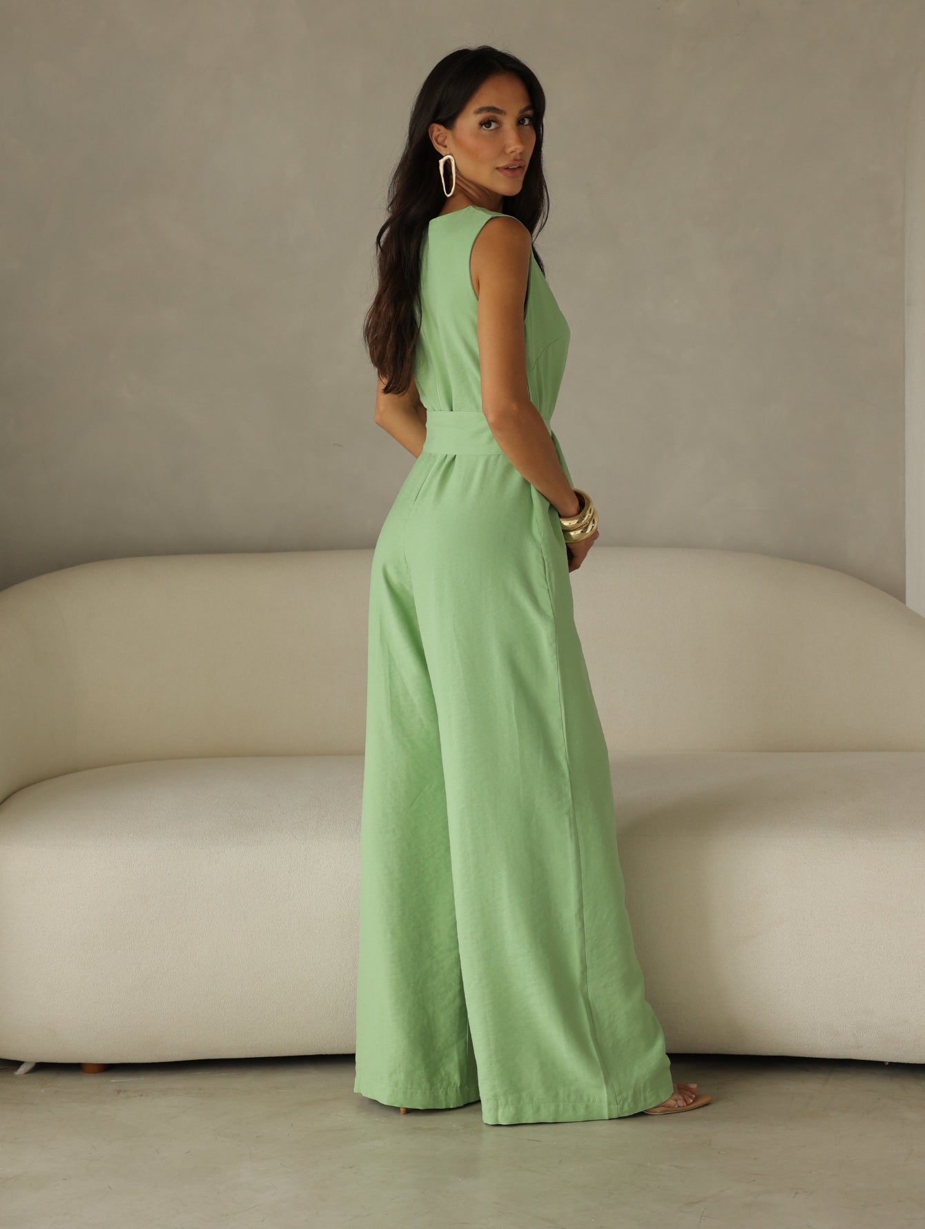 Macacão Pantalona Feminino Alfaiataria com Amarração Sandra