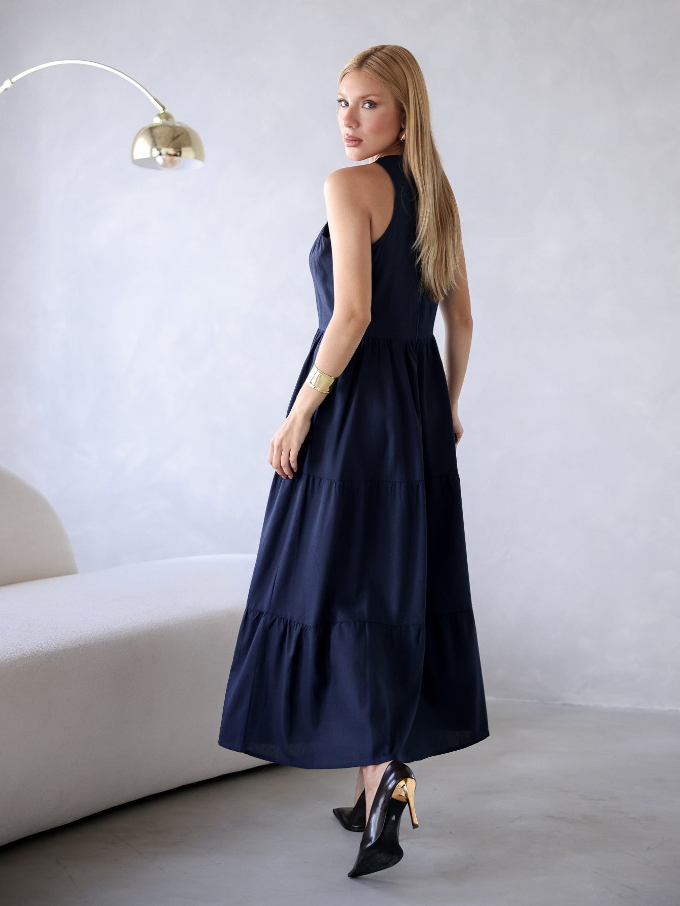 Vestido Longo Liso de Linho Sem Manga Zíper nas Costas Flora