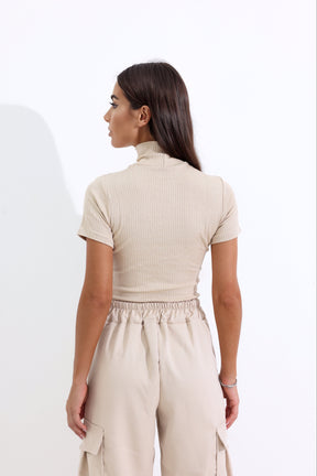 Blusa Manga Curta Canelada Gola alta Cacharrel