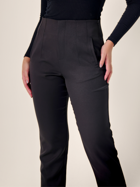 Calça Martina - Corte reto Alfaiataria