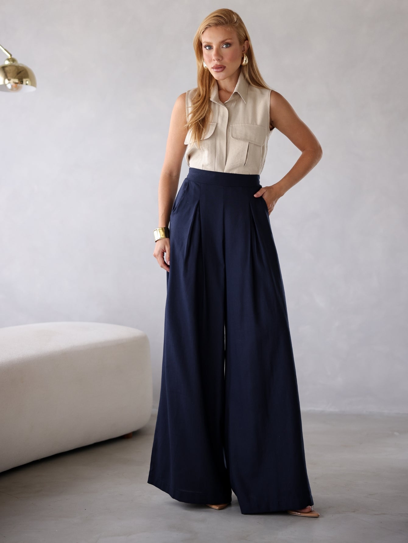 Calça Pantalona de Linho Cintura Alta com Elástico e Bolso Lateral Carmela