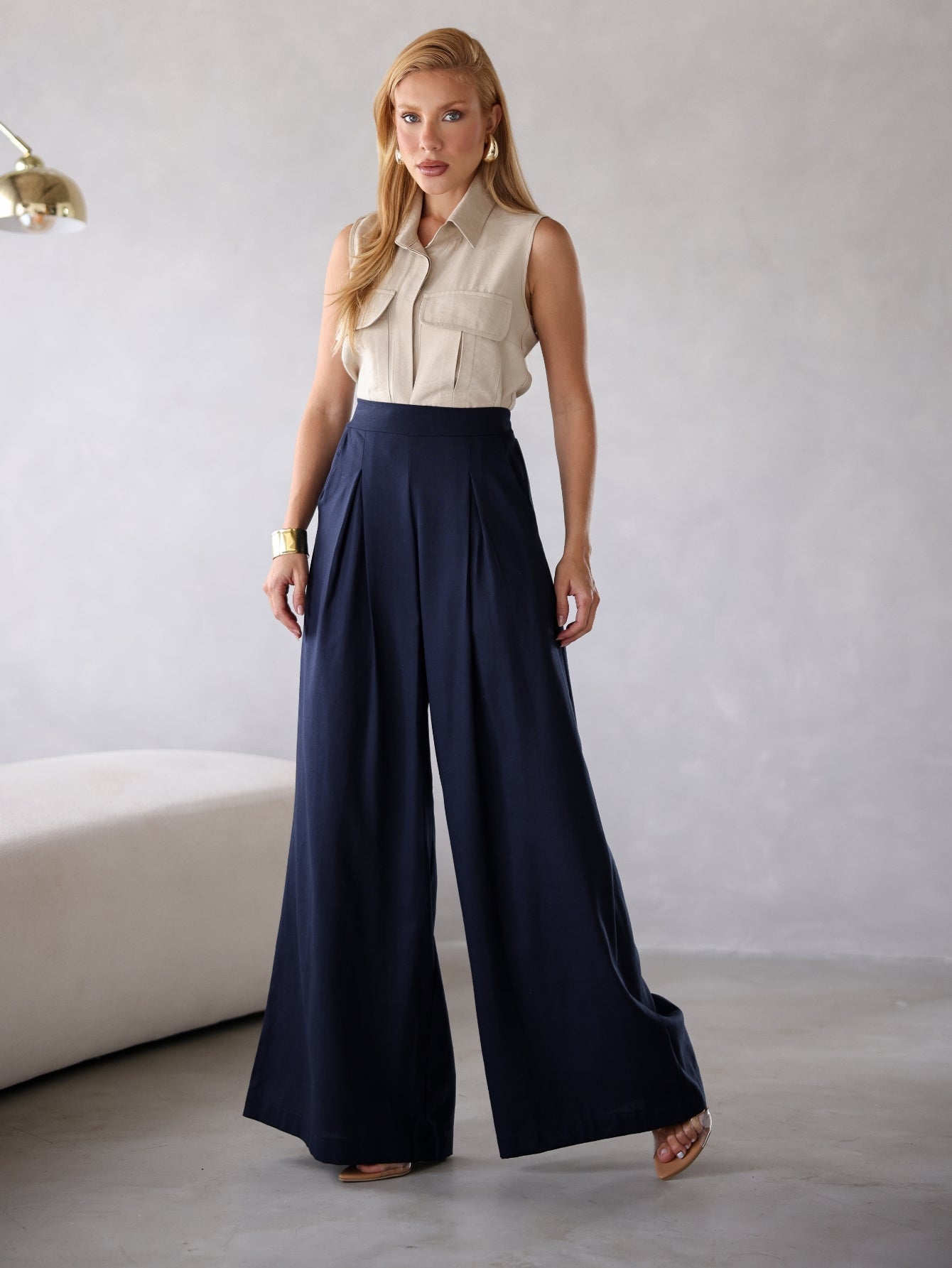 Calça Pantalona de Linho Cintura Alta com Elástico e Bolso Lateral Carmela