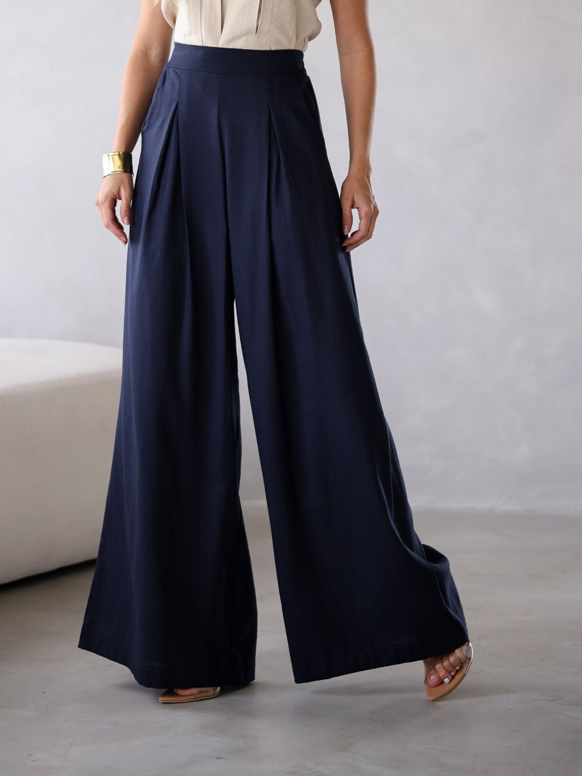 Calça Pantalona de Linho Cintura Alta com Elástico e Bolso Lateral Carmela