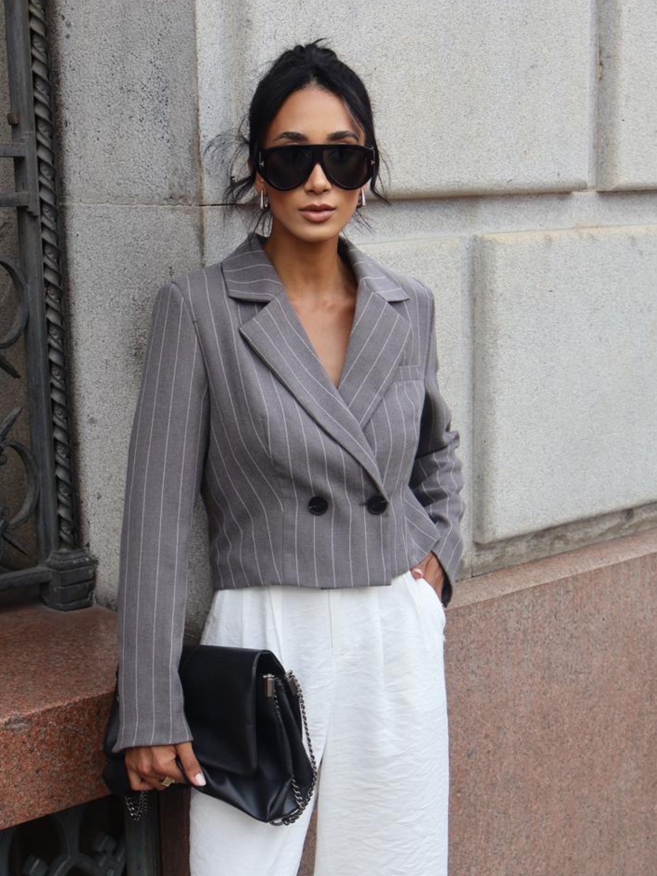 Blazer Listrado Alfaiataria Duplo com Botões Brooklyn