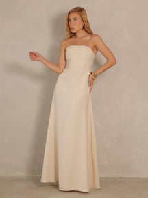 Vestido Longo Mayara em Alfaiataria Sensoriale – Tomara que Caia com Laço nas Costas