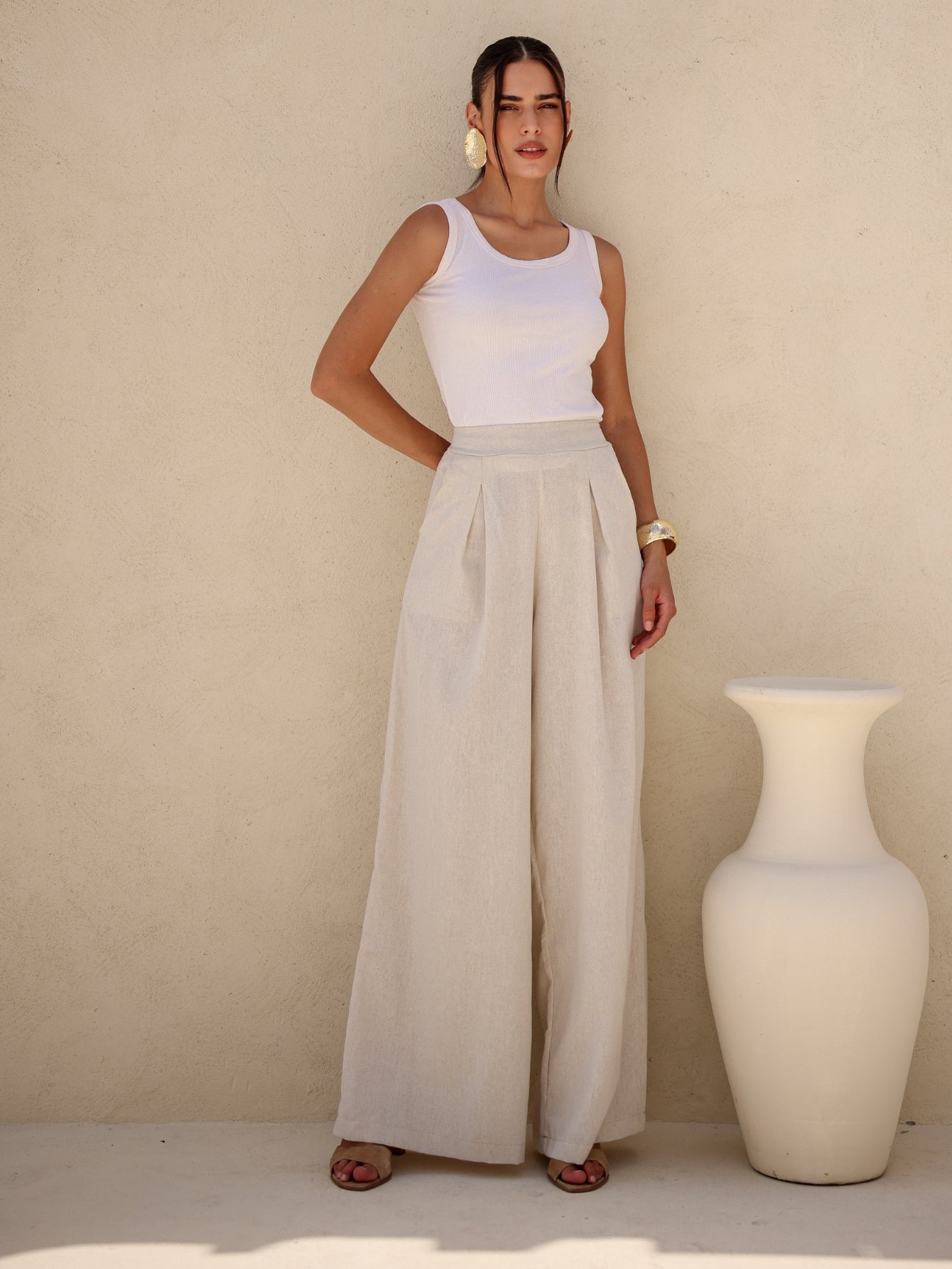 Calça Pantalona de Linho Cintura Alta com Elástico e Bolso Lateral Carmela