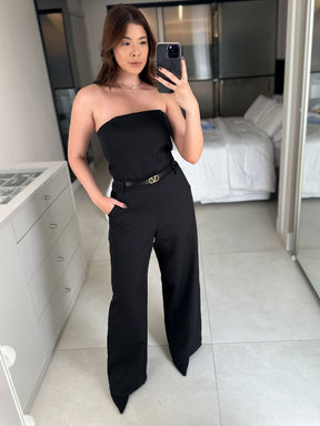 Macacão Alfaiataria tomara que caia calca reta Cecília