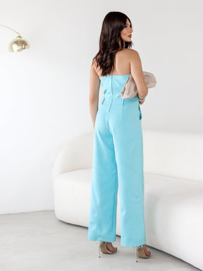 Macacão Alfaiataria tomara que caia calca reta Cecília