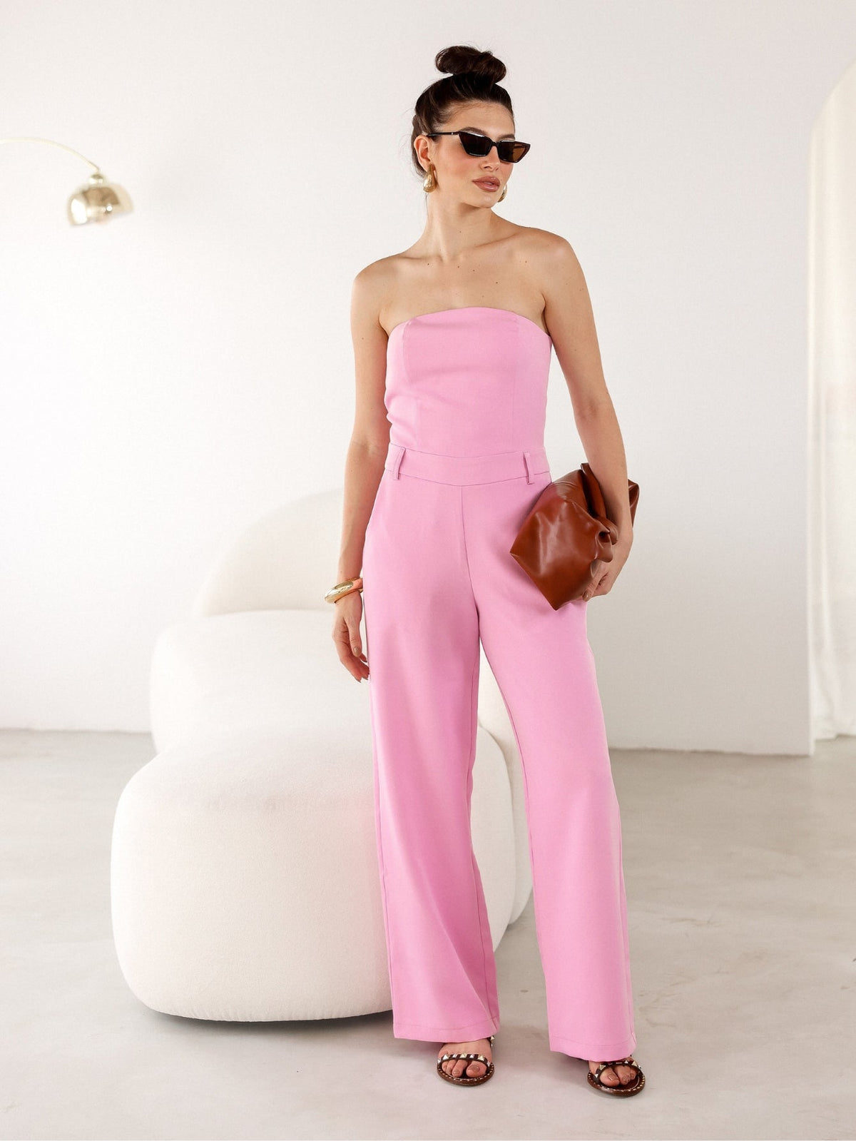 Macacão Alfaiataria tomara que caia calca reta Cecília