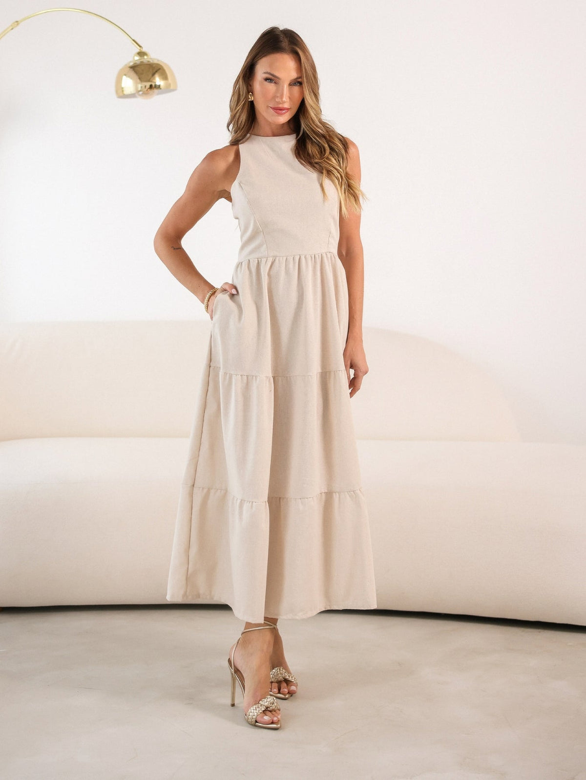 Vestido Longo Liso de Linho Sem Manga Zíper nas Costas Flora