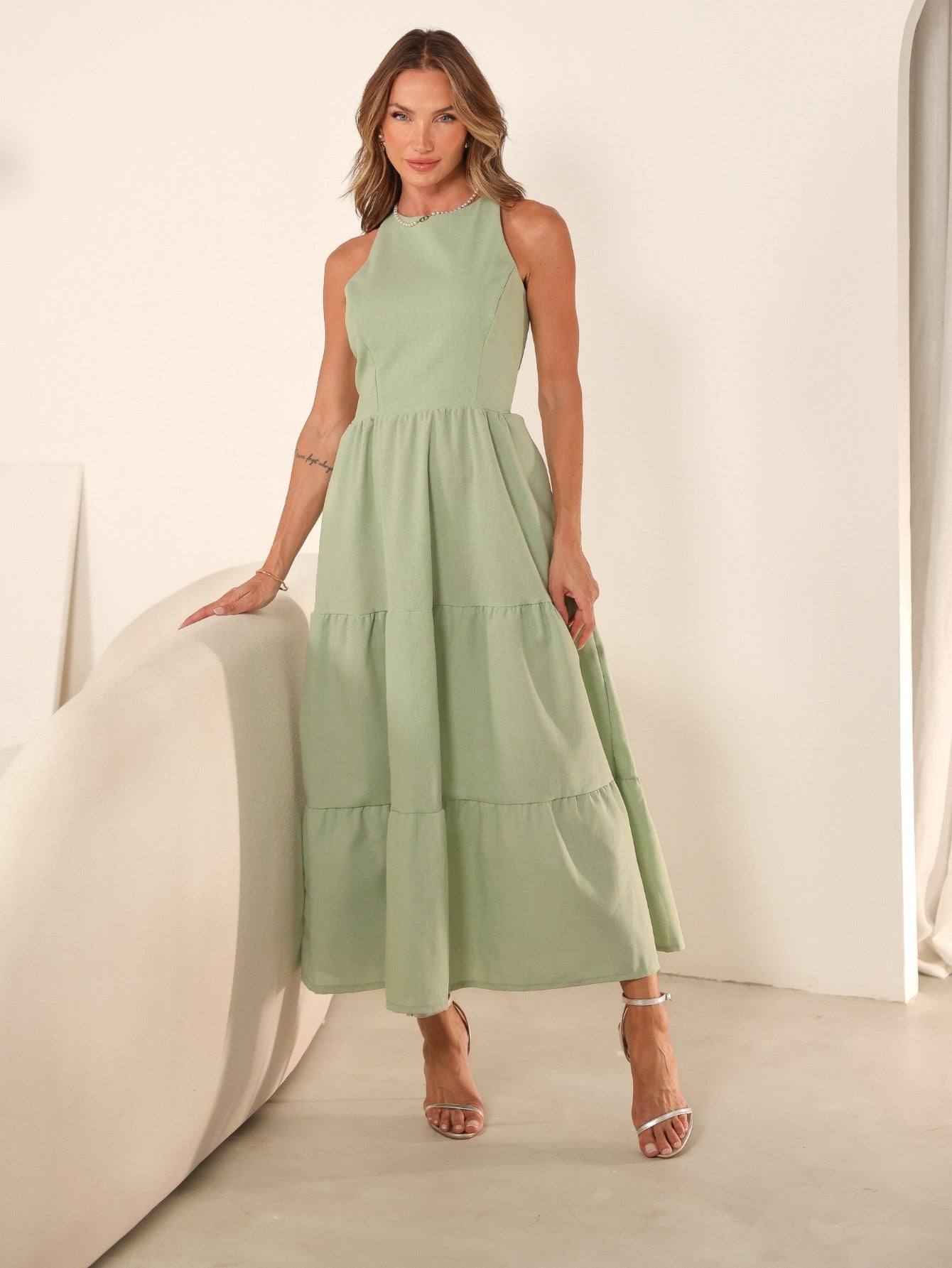 Vestido Longo Liso de Linho Sem Manga Zíper nas Costas Flora