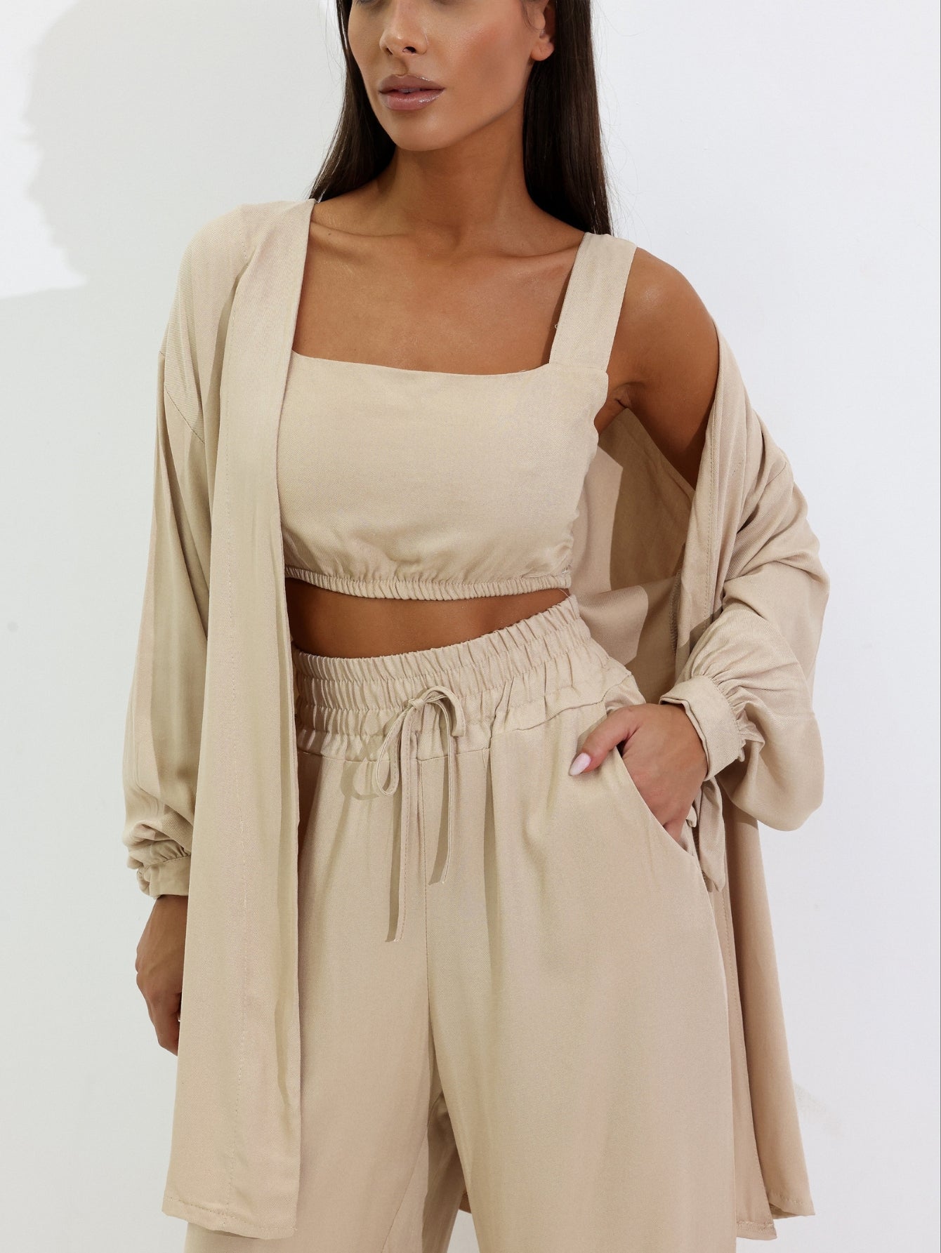 Conjunto Feminino Luna 3 Peças em Twill – Kimono, Calça Pantalona e Top