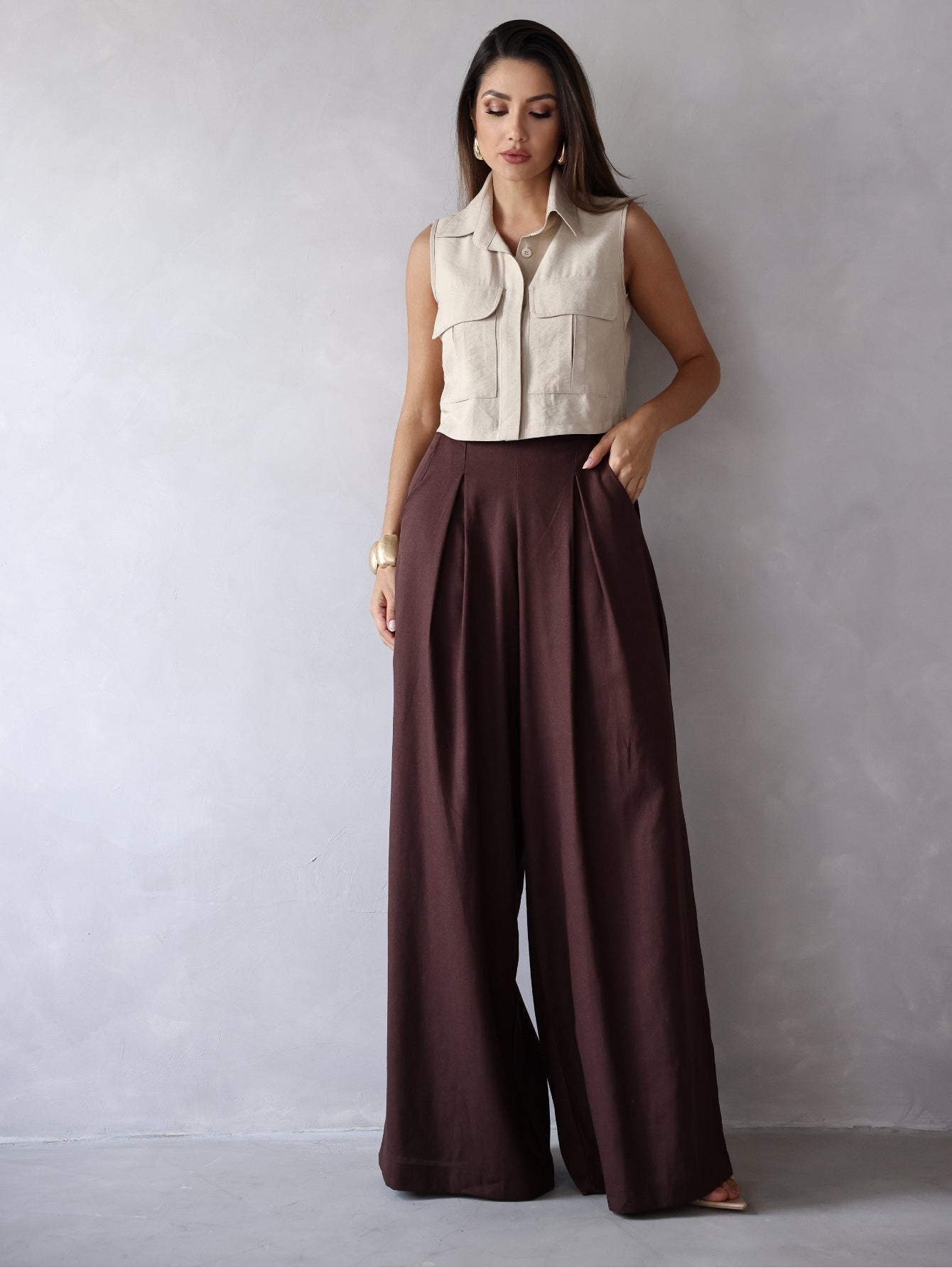 Calça Pantalona de Linho Cintura Alta com Elástico e Bolso Lateral Carmela