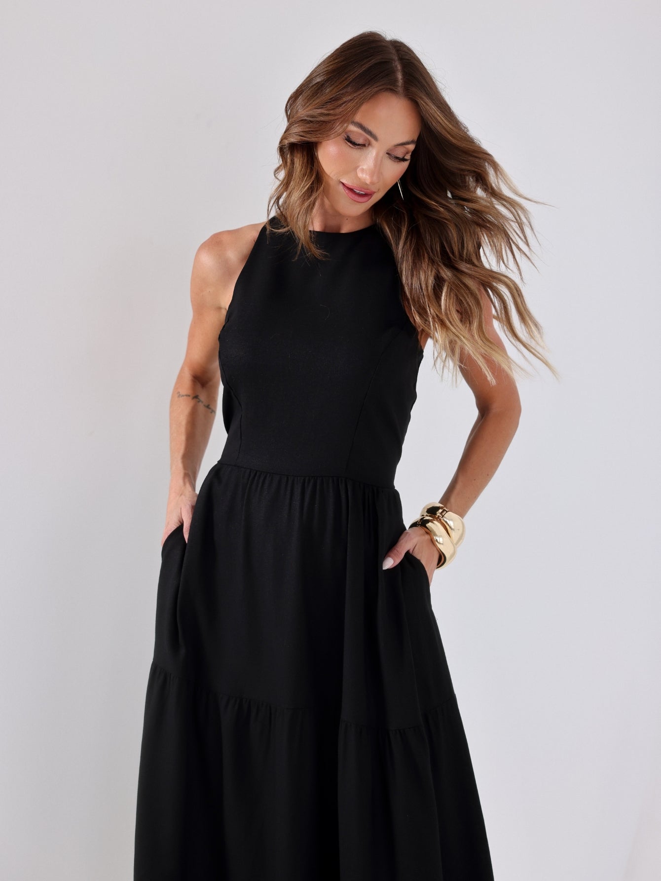 Vestido Longo Liso de Linho Sem Manga Zíper nas Costas Flora