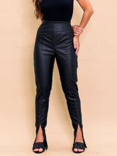 Calça Couro Skinny Montaria Soho