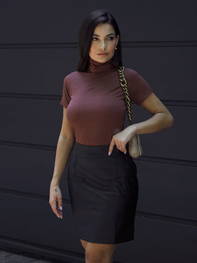 Blusa Manga Curta Canelada Gola alta Cacharrel